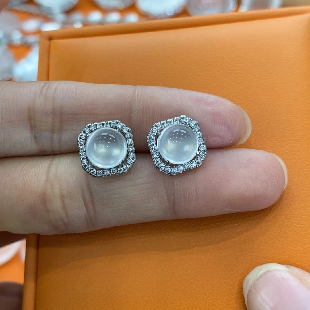 石英质玉吊坠(赠链)合金