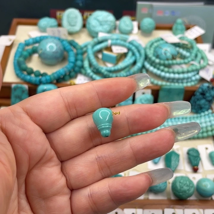 绿松石未镶嵌挂件我***我