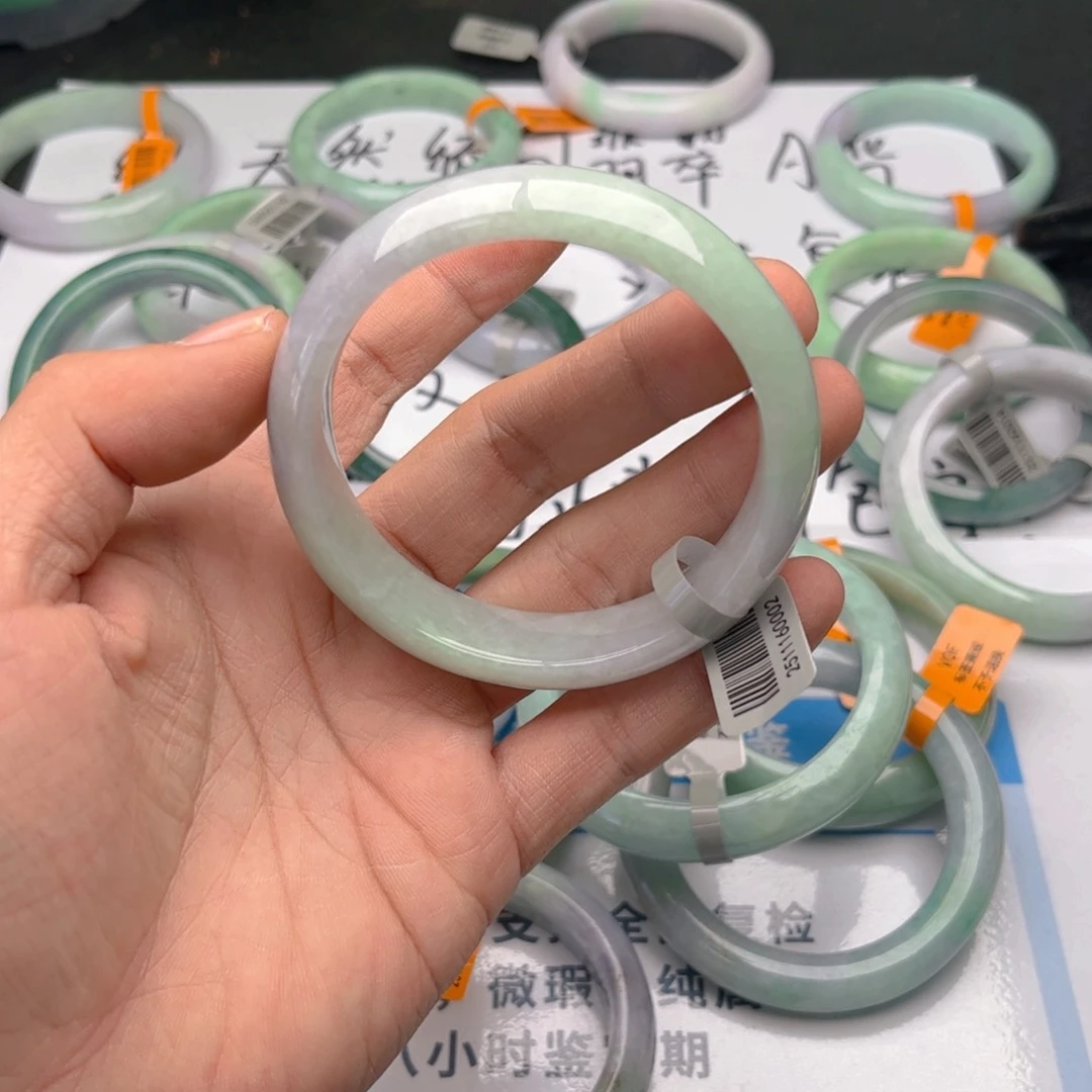 未镶嵌手镯翡翠5960。23