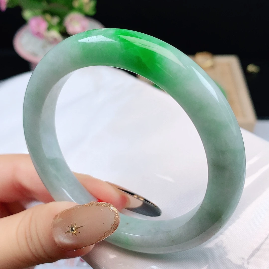 翡翠未镶嵌手镯614