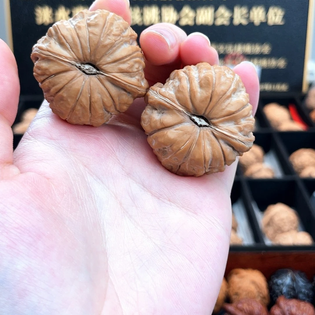 把件文玩核桃4*4068