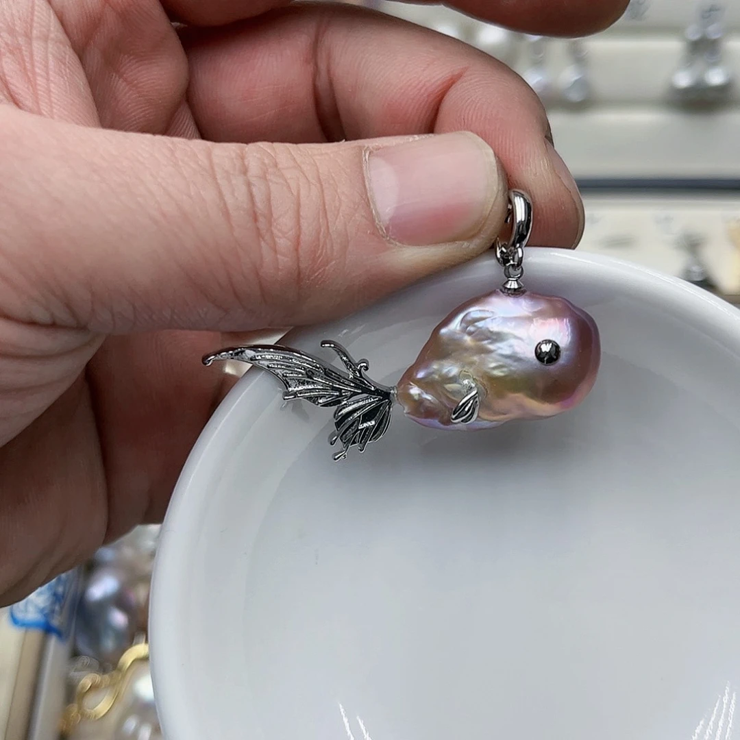 淡水珍珠吊坠(不含链)未镶嵌美**遇32