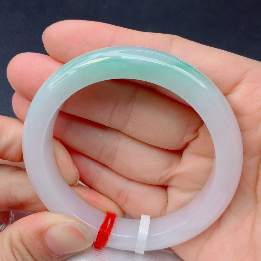 翡翠未镶嵌手镯54圈