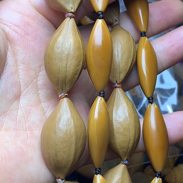橄榄核雕刻手串素