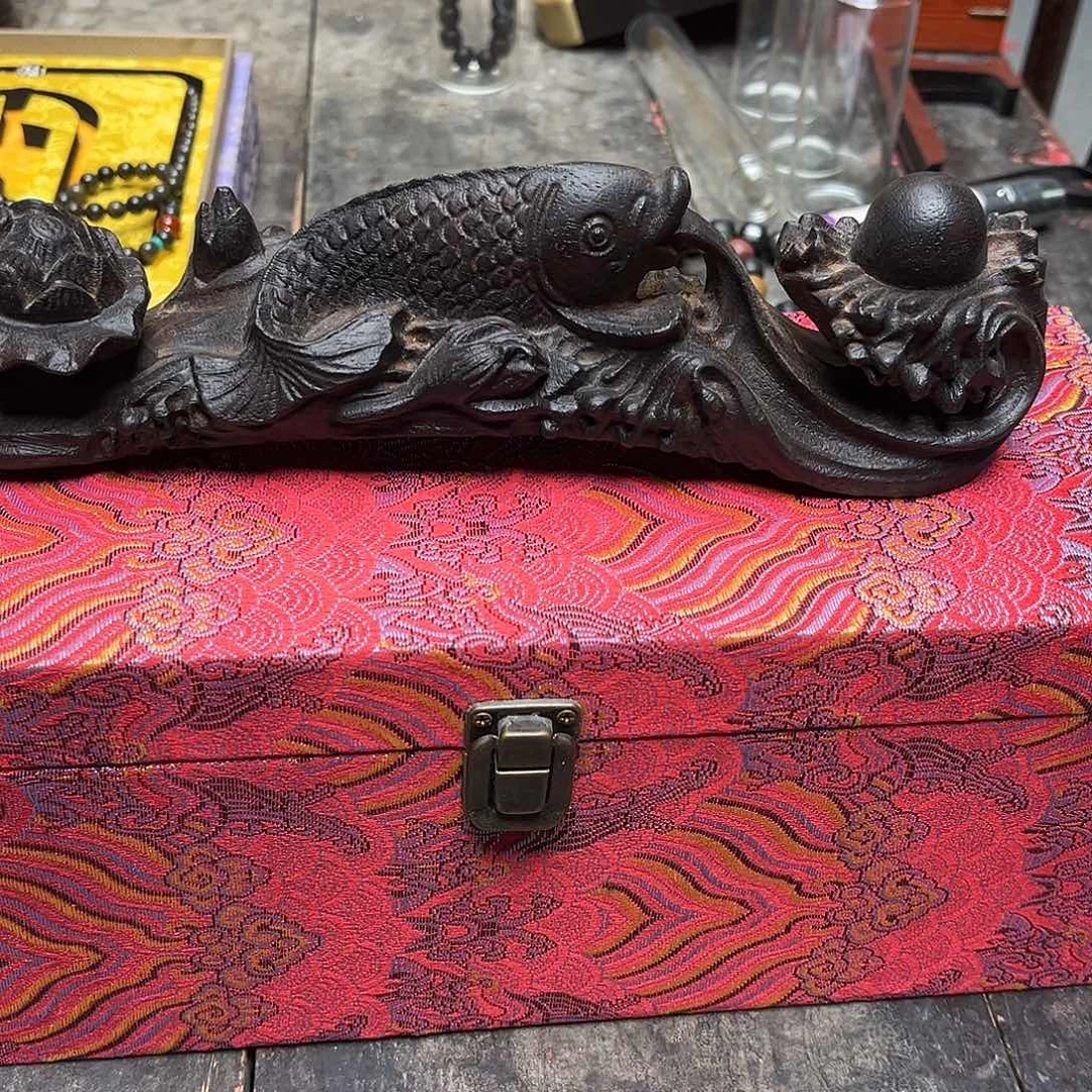 大叶紫檀（黑酸枝木类）