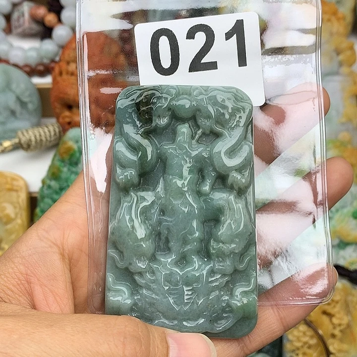 翡翠未镶嵌颈饰爱***心翡翠