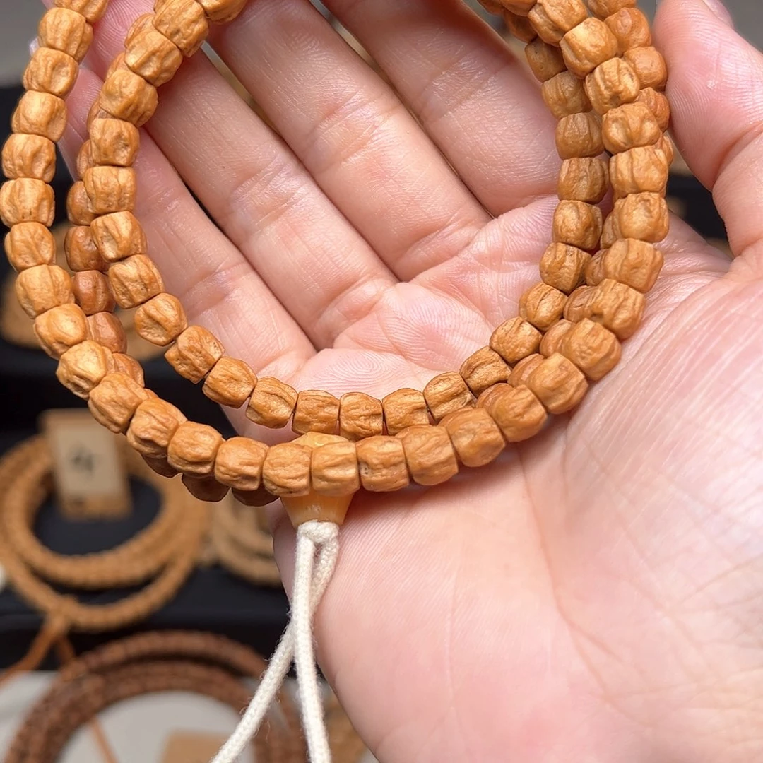 柏香籽/百香籽吊坠J****k