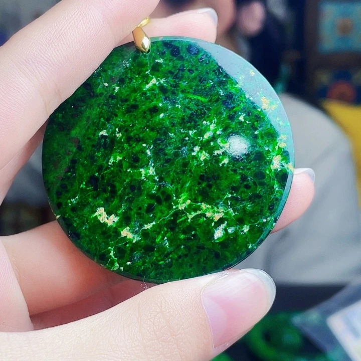 翡翠未镶嵌颈饰多样性有包容