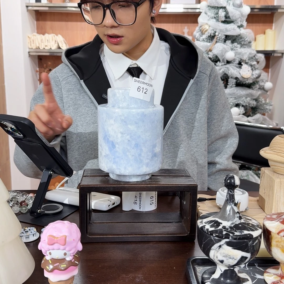 大理石612蓝水晶小号花瓶