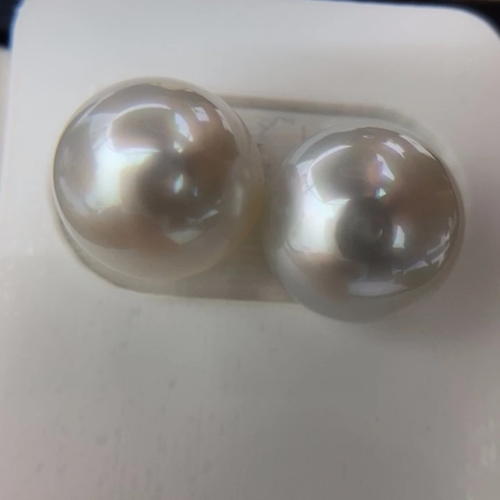 未镶嵌海水珍珠裸珠12-13mm澳白极光馒头对珠