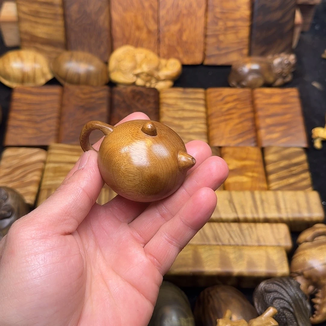 楠木金丝楠木无事牌