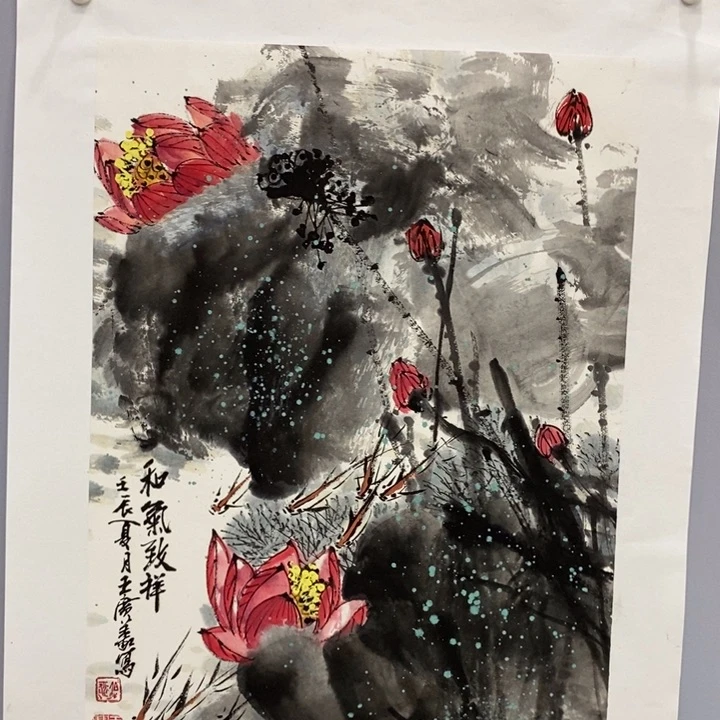 手绘作品等多种形式进行