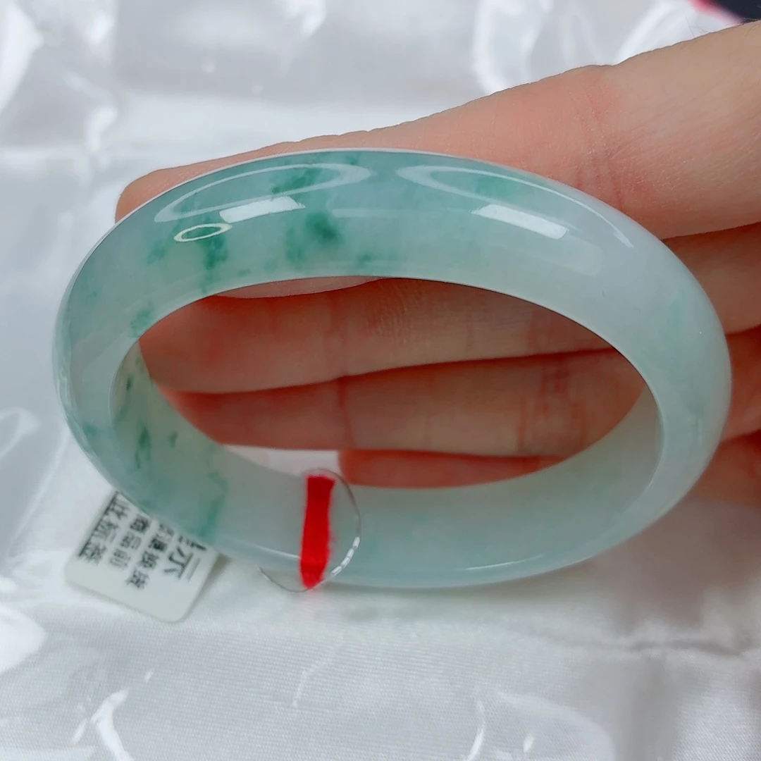 翡翠未镶嵌手镯51.2贵妃，飘花清秀水头好，小短颈，细纹，07