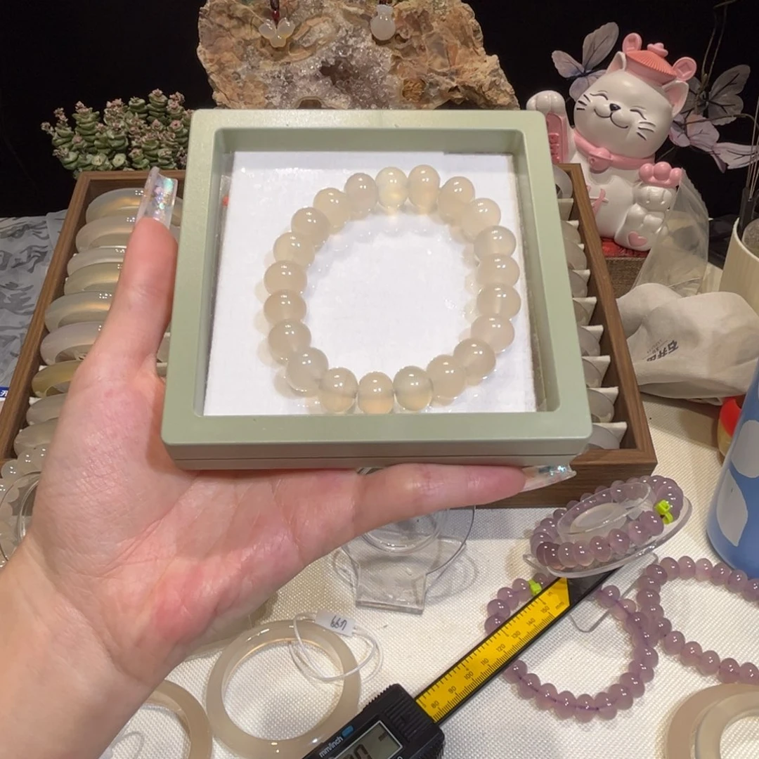 困***）玛瑙/玉髓未镶嵌手镯