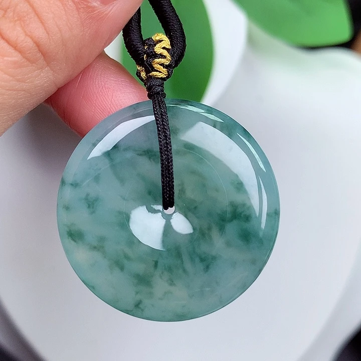 颈饰未镶嵌翡翠平安扣 31.9x5.8mm
