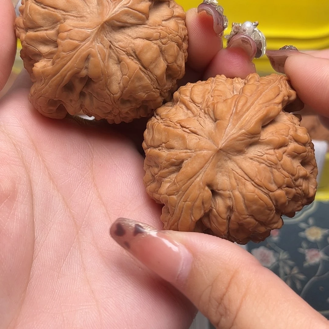 知***了把件文玩核桃56-19122-02