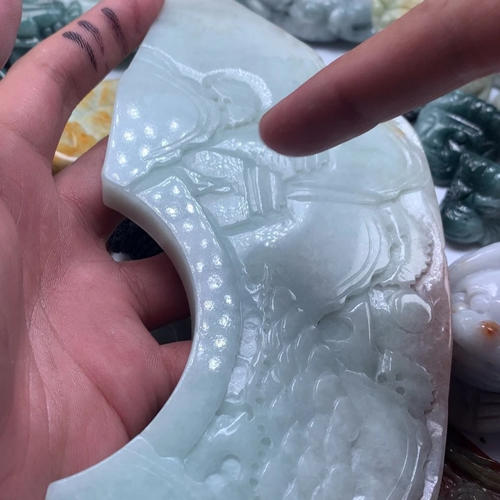 翡翠未镶嵌颈饰保真天然a货翡翠