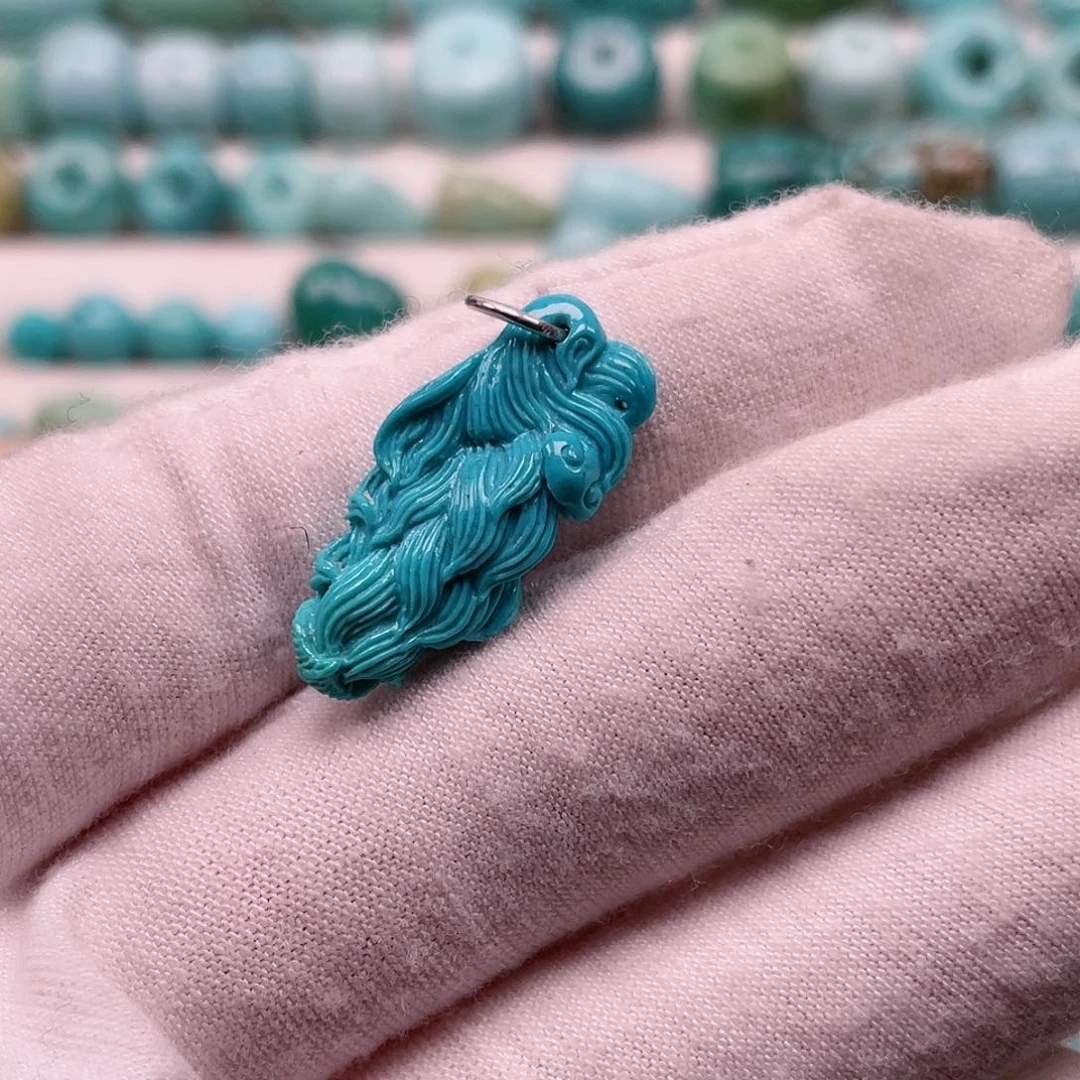 绿松石配饰未镶嵌