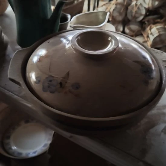 茶盏陶瓷盘子碗啥都有