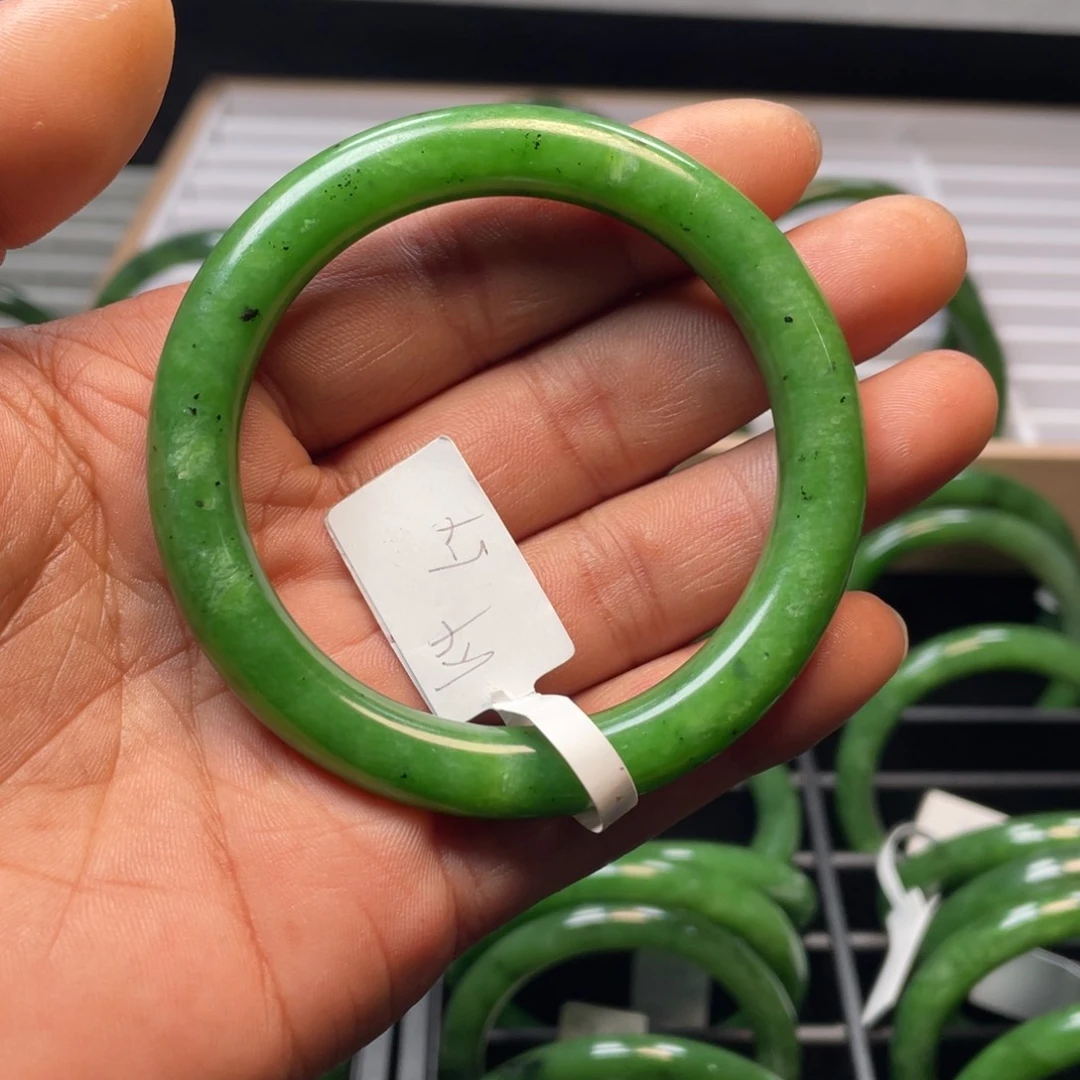 和田玉（碧玉）手镯未镶嵌