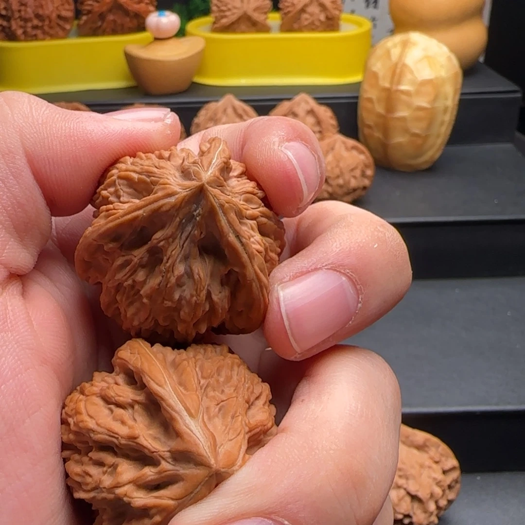 *****文玩核桃吊坠御龙