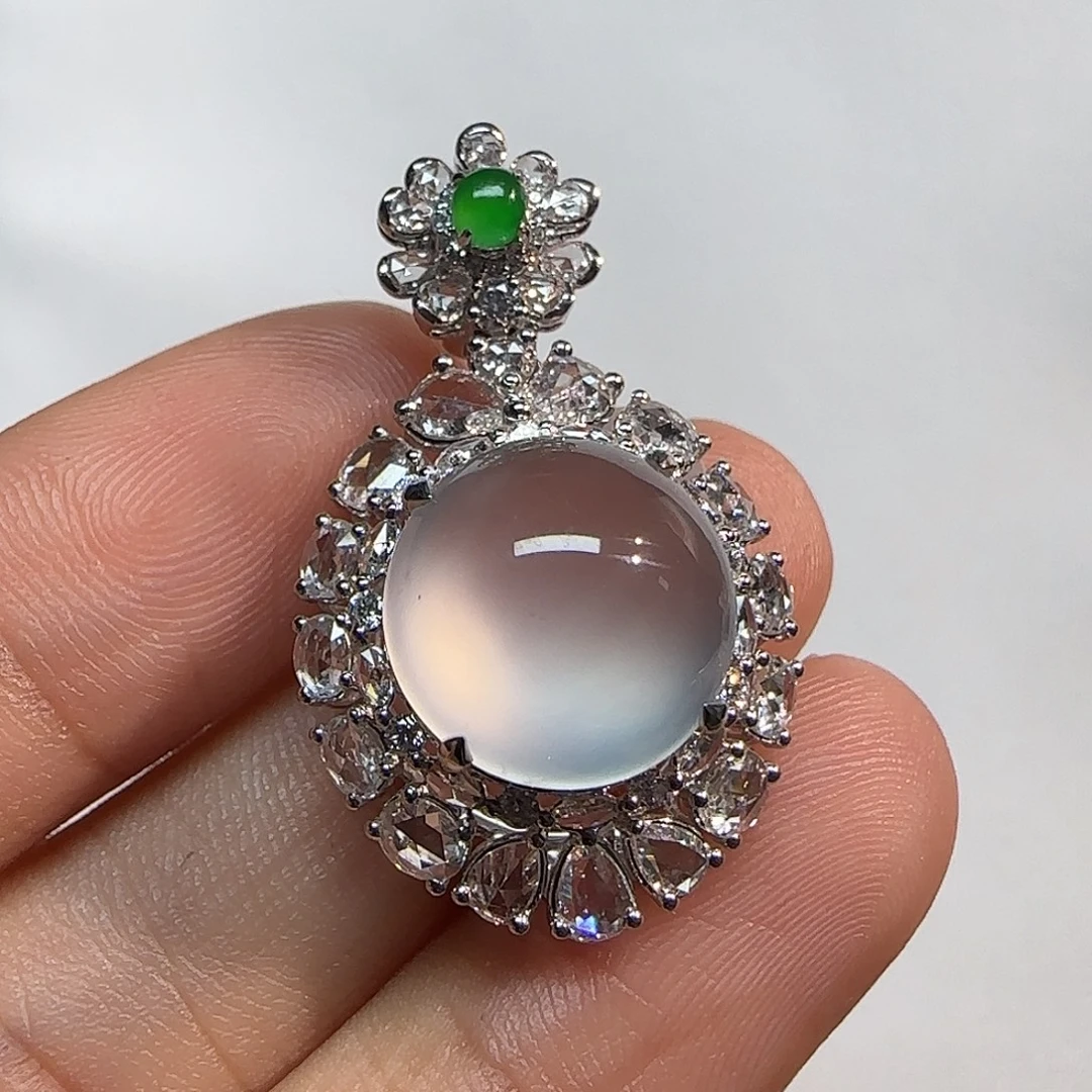 翡翠18K金镶嵌吊坠(不含链)蛋面