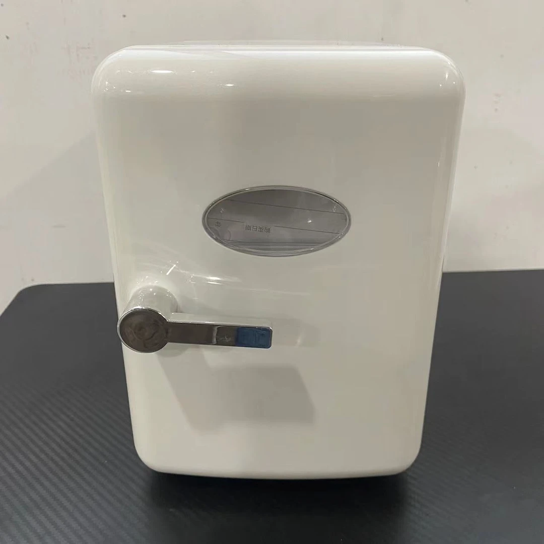 高颜值小冰箱冷藏收纳箱家用车载二合一颜色随机F