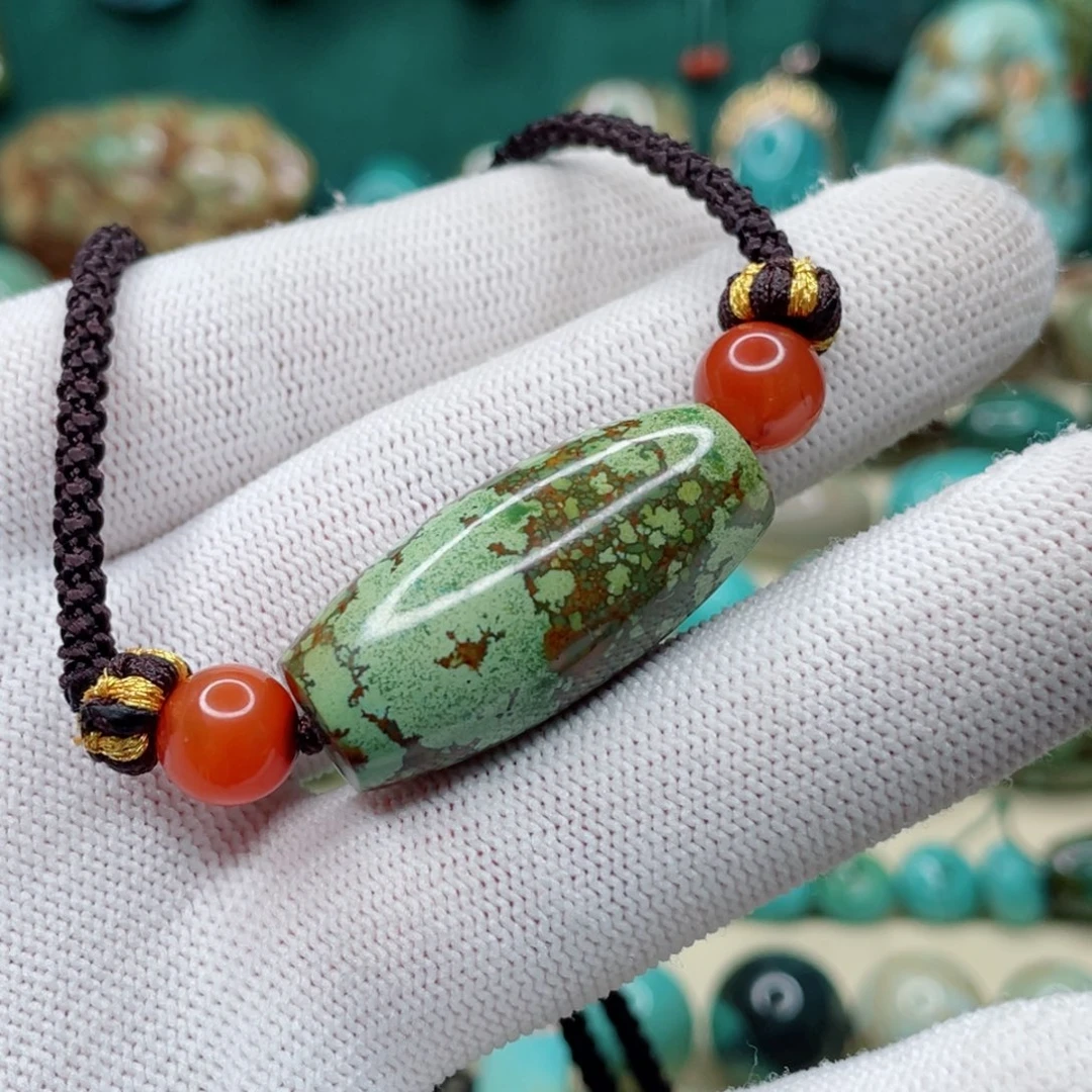 未镶嵌绿松石珠宝奇石