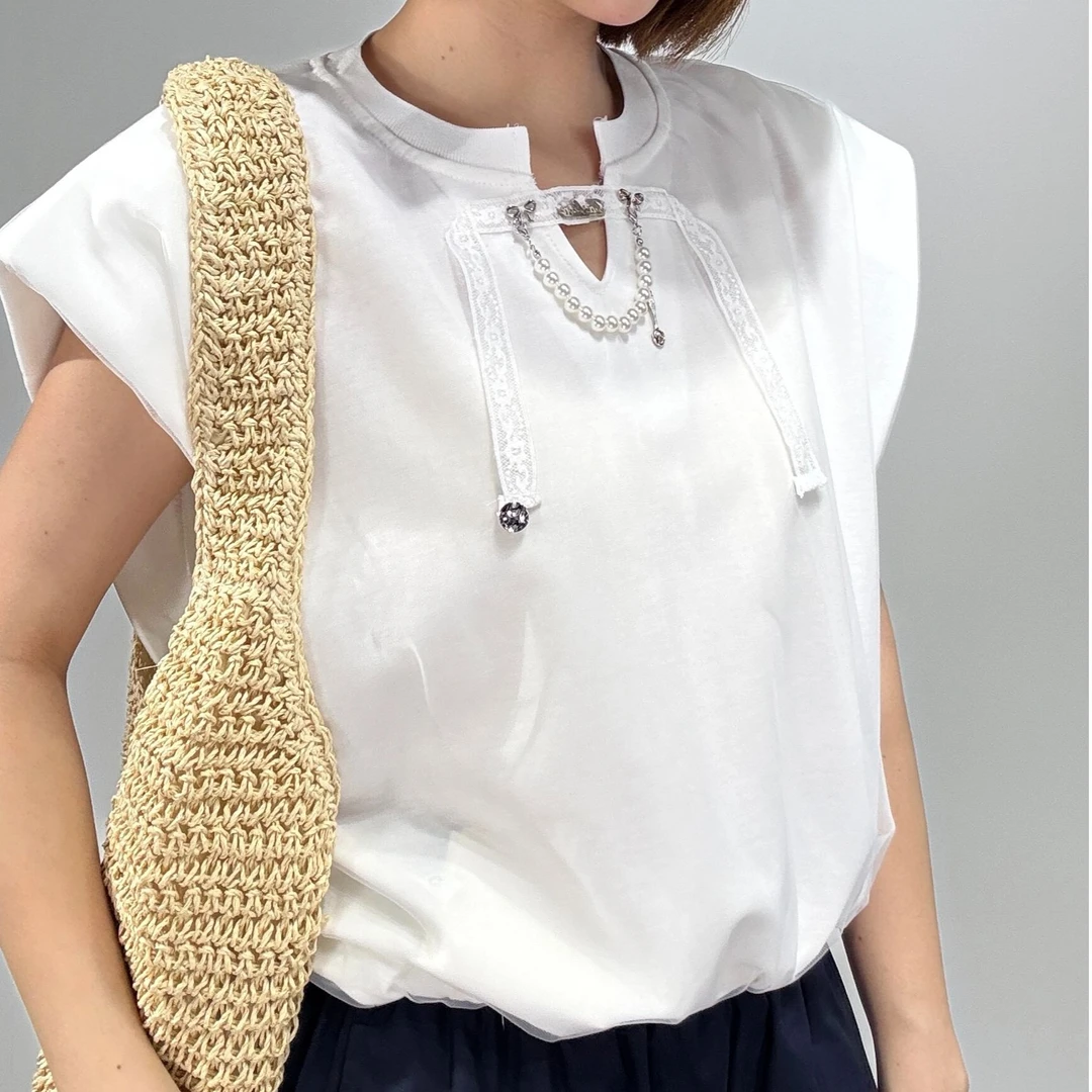 3417#T恤夏季新款欧洲站设计感重工钉珠拼接蕾丝钩花无袖上衣