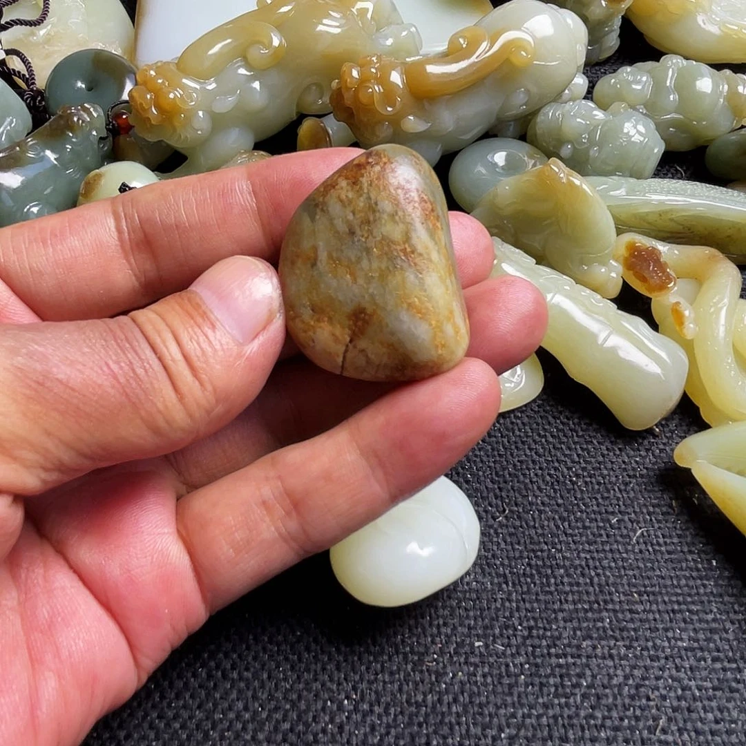 和田玉未镶嵌吊坠(不含链)用****星