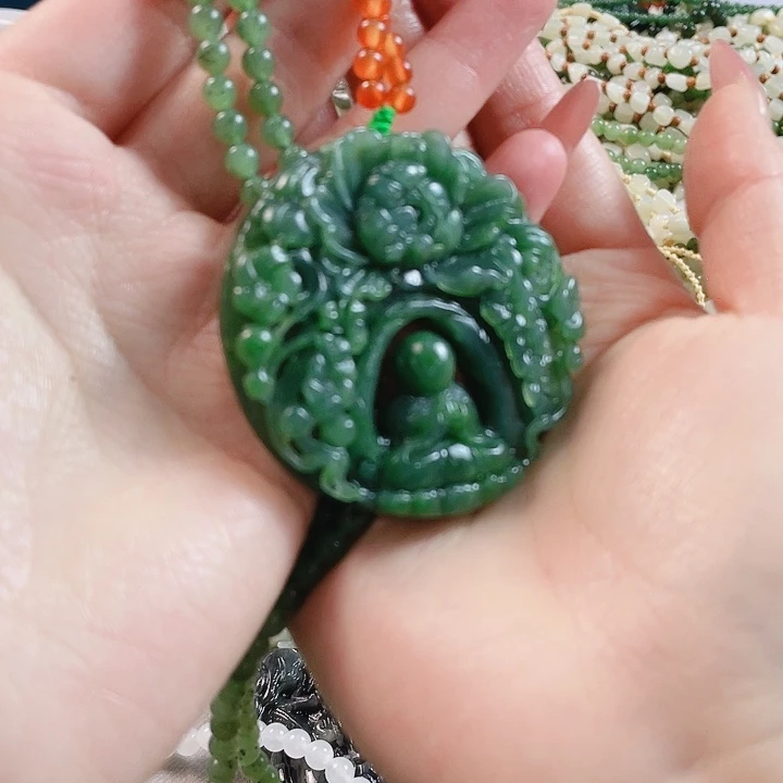 和田玉未镶嵌颈饰