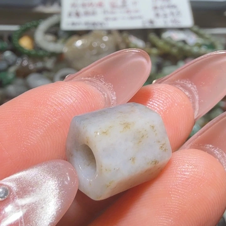 和田玉未镶嵌珠宝半成品