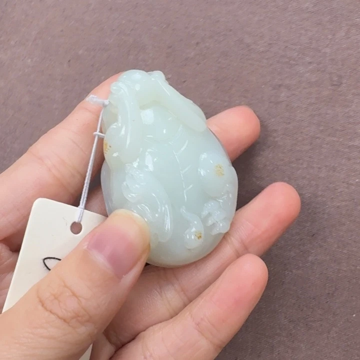 未镶嵌和田玉挂件