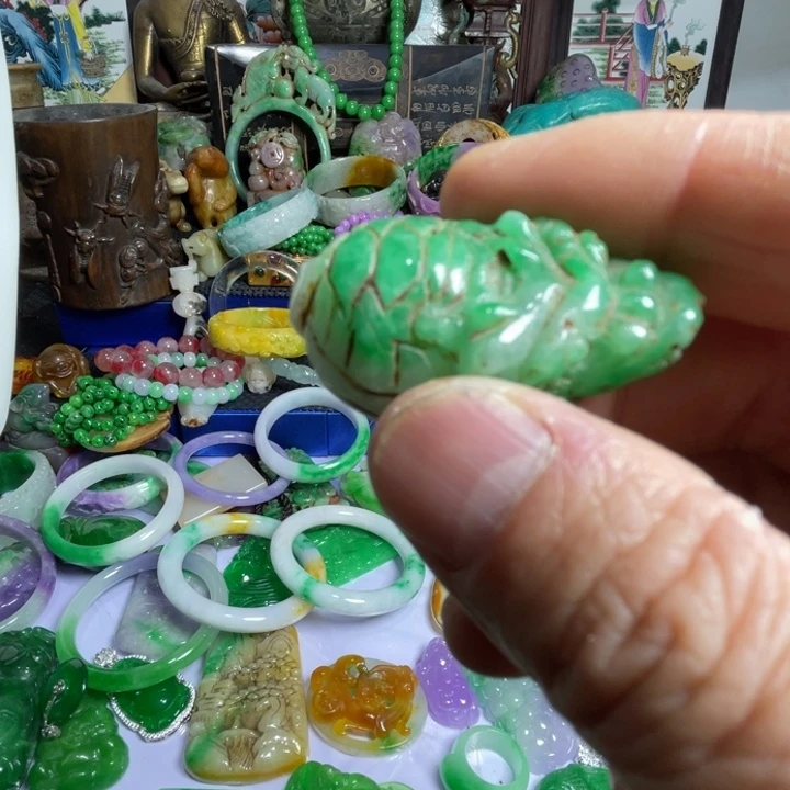 吊坠滴血莲花菩提