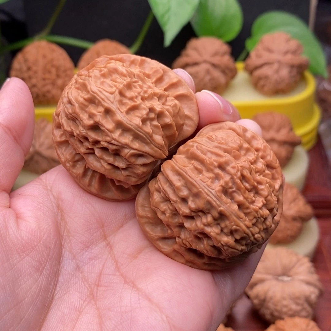 把件文玩核桃雨44“毕业”大球白