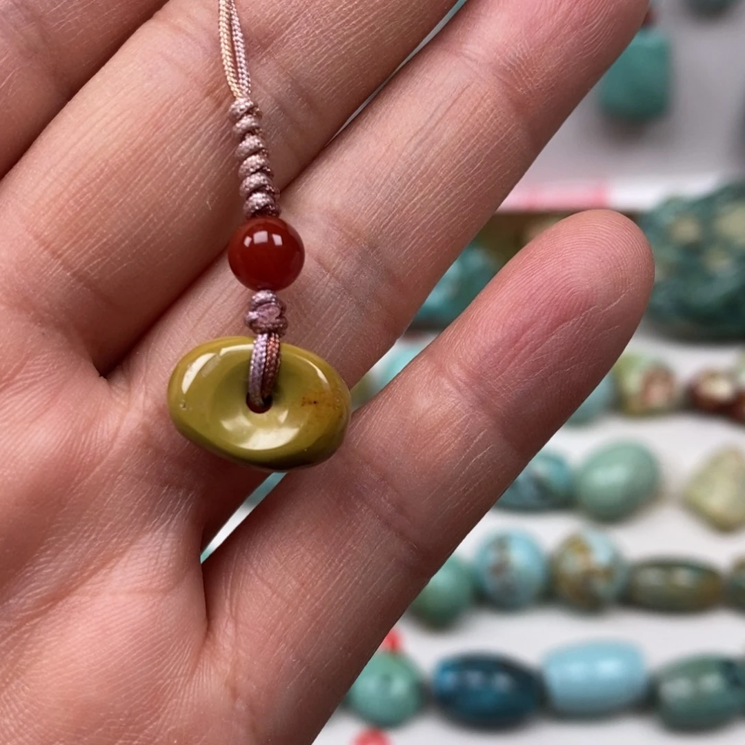 南红玛瑙未镶嵌珠宝奇石6