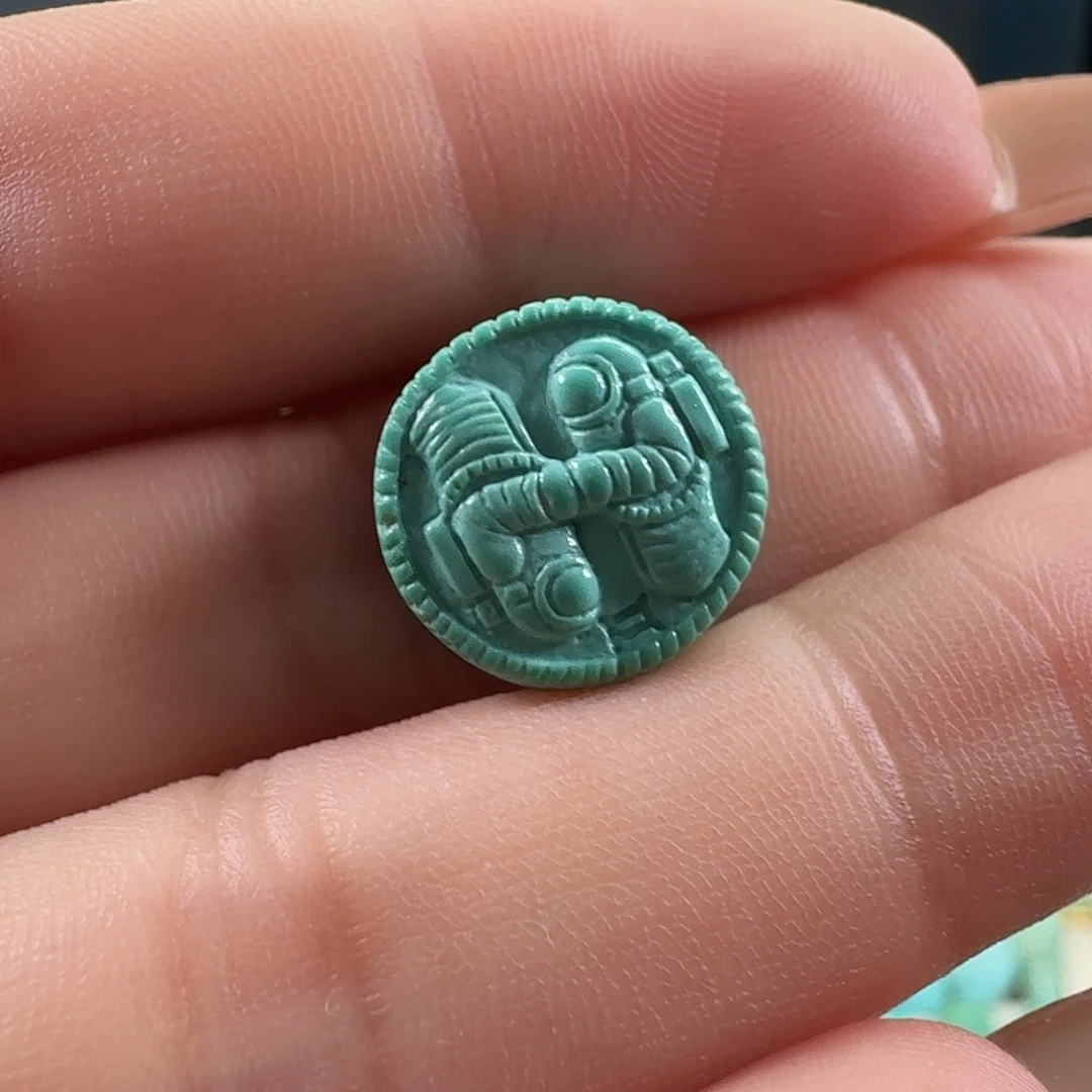 绿松石未镶嵌颈饰