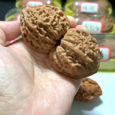 吊坠文玩核桃金牛
