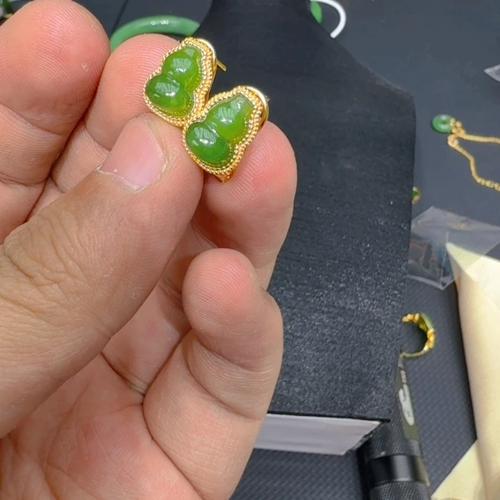 和田玉（碧玉）耳饰银S925镀金镶嵌