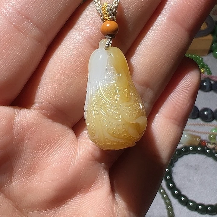 和田玉未镶嵌挂件