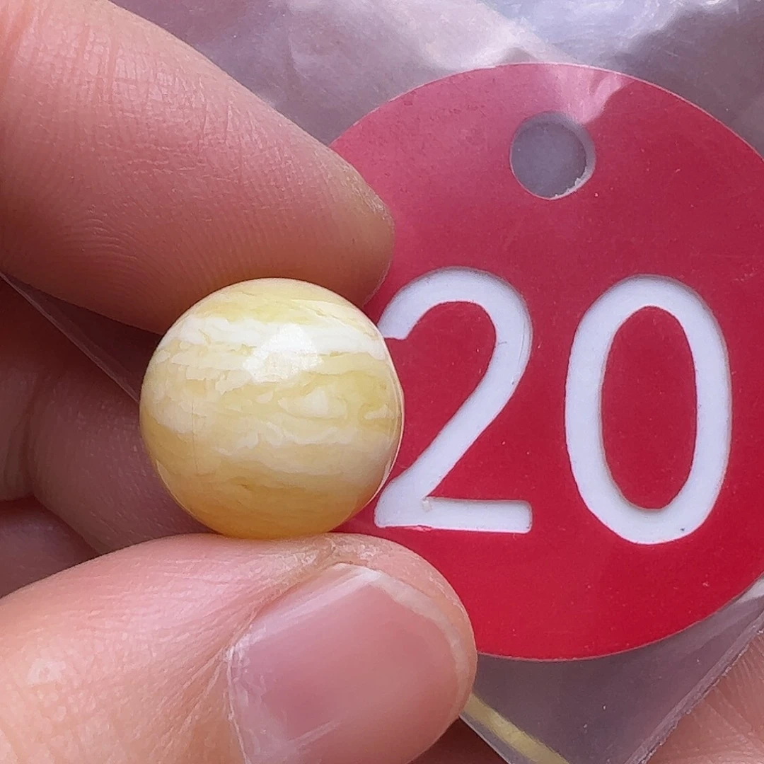 蜜蜡未镶嵌珠宝奇石12.8mm孔道微瑕