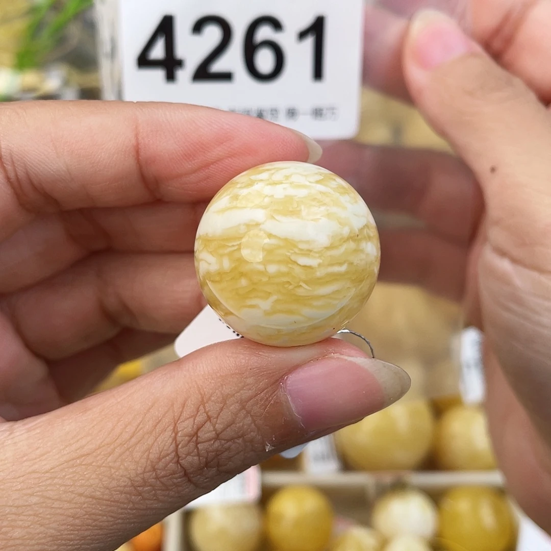 张***食蜜蜡未镶嵌裸石24.5粉