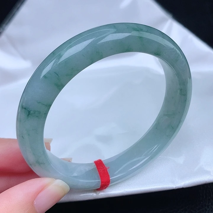 未镶嵌手镯翡翠天然