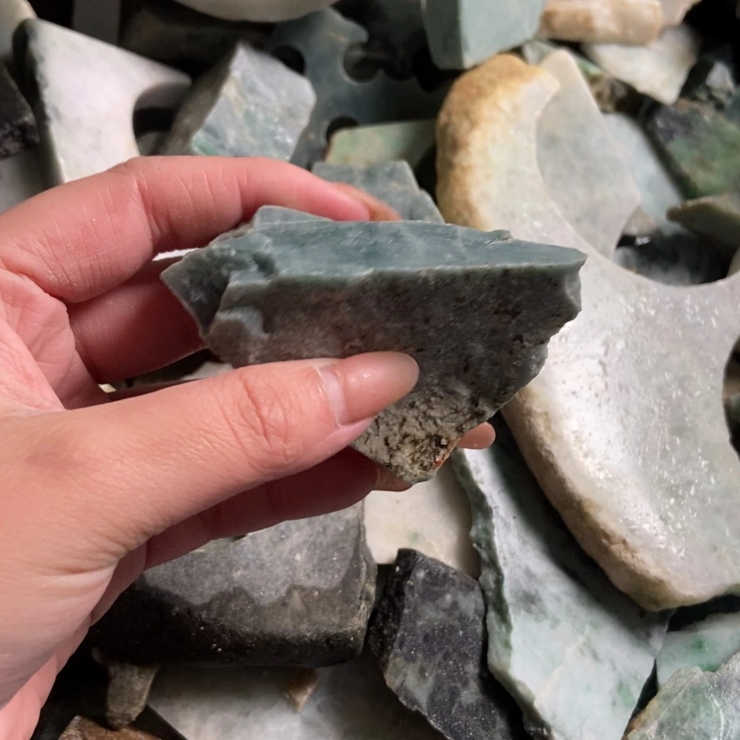 翡翠未镶嵌挂件天然翡翠