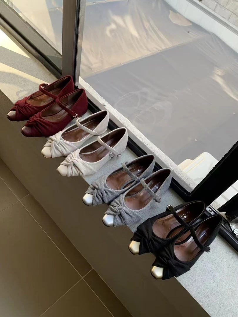 仙女温柔风浅口单鞋早春新款外穿百搭一字扣带低跟玛丽珍鞋