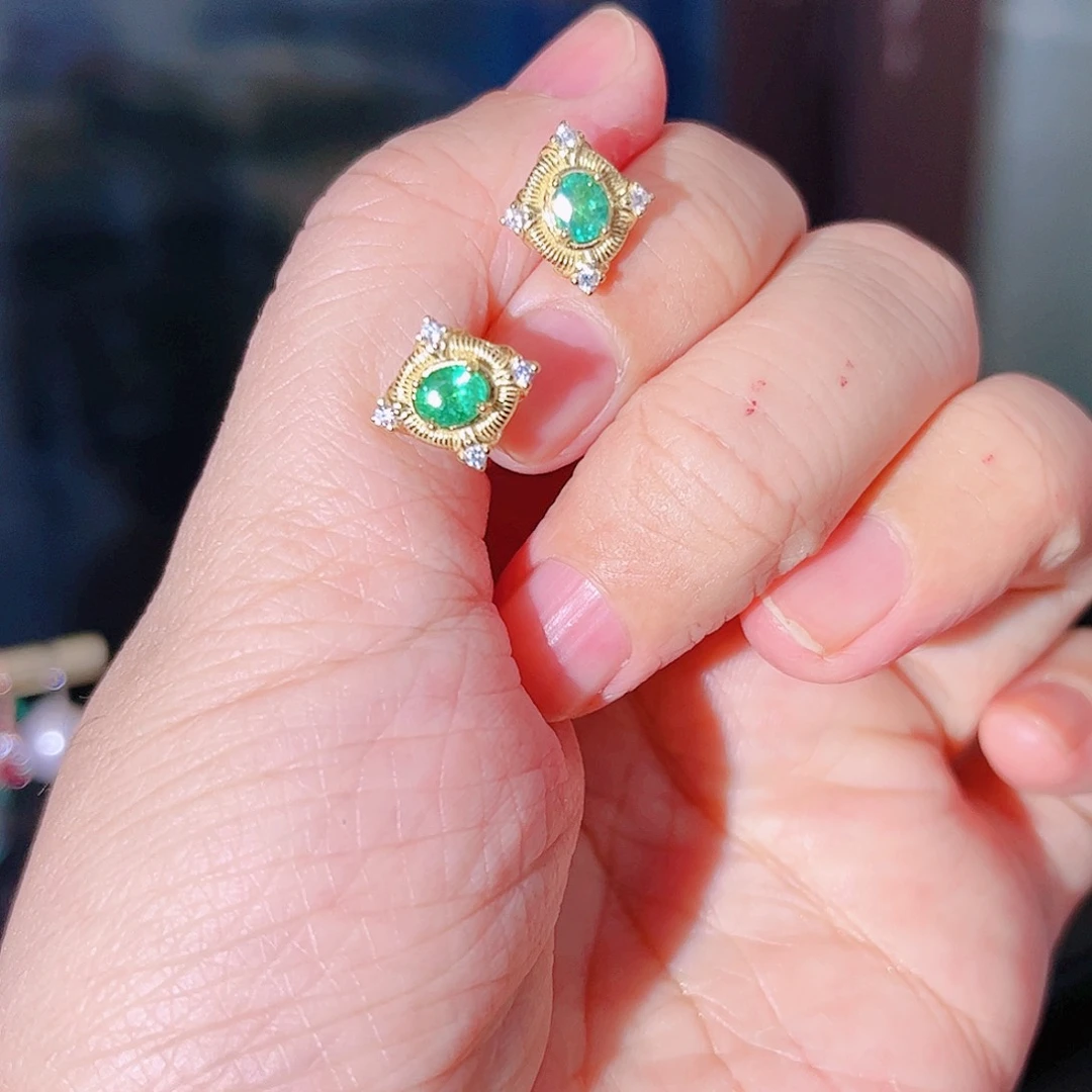 祖母绿耳饰银S925镶嵌