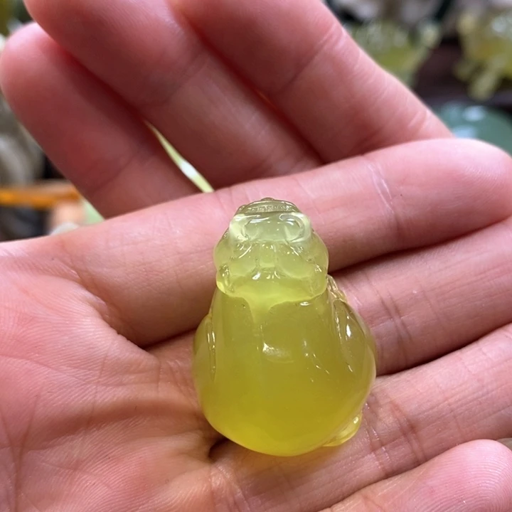 蛇纹石玉未镶嵌挂件