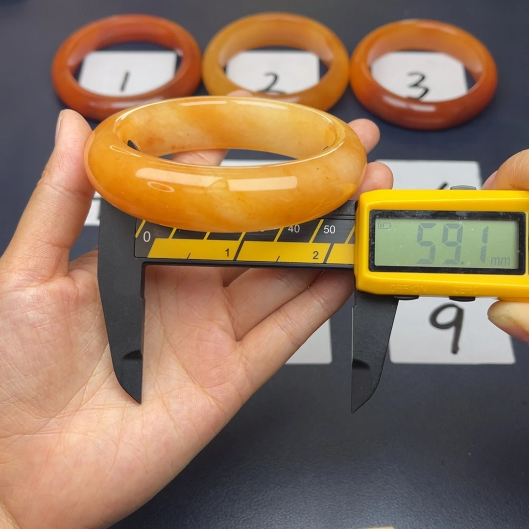 未镶嵌石英质玉（黄龙玉）手镯茄山老油料59圈口44号