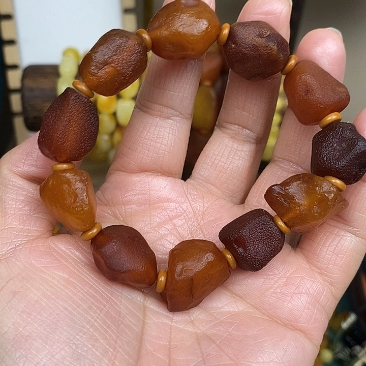 蜜蜡未镶嵌裸石手串