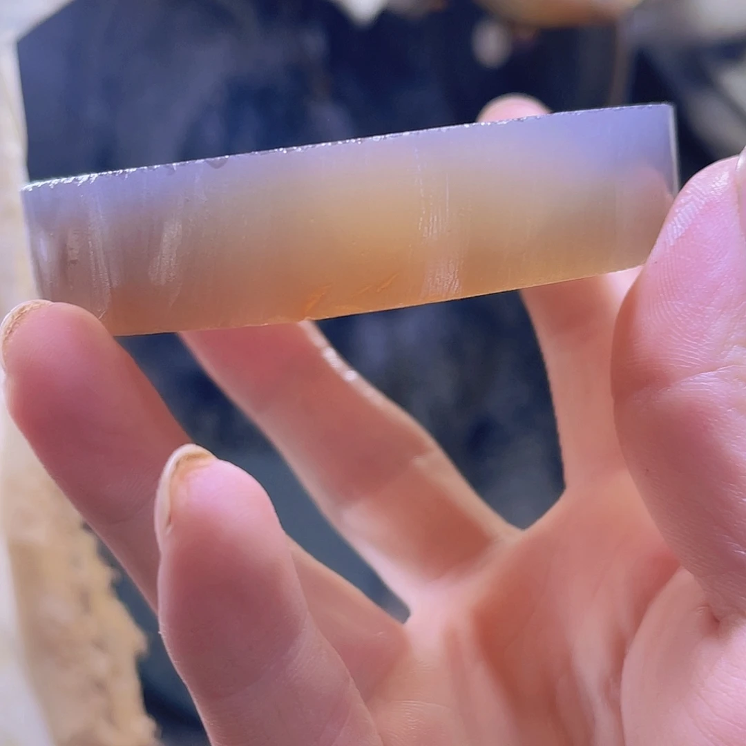 寸***兰定制玛瑙手镯工费